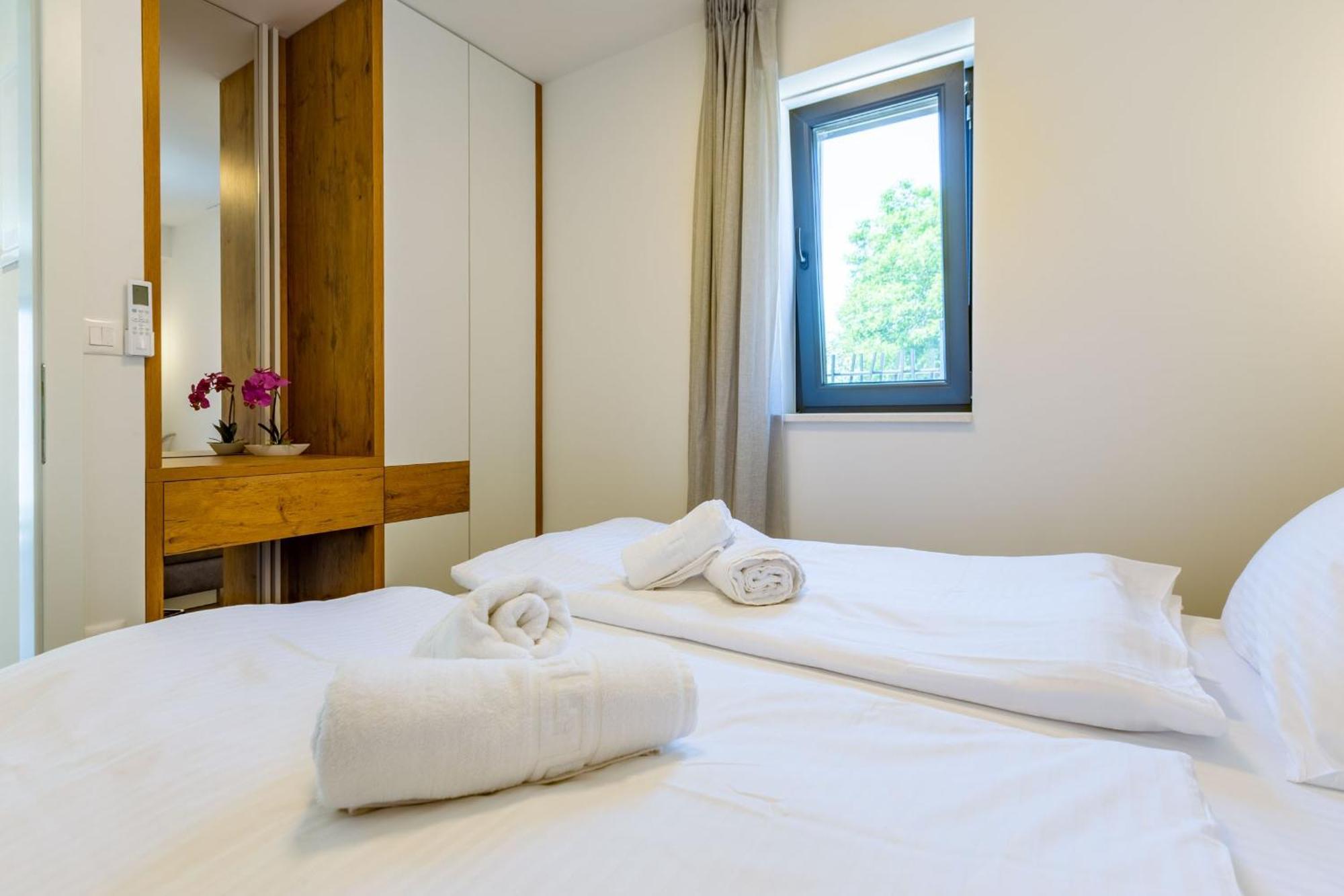 Casa Mia Apartments With Parking Задар Стая снимка