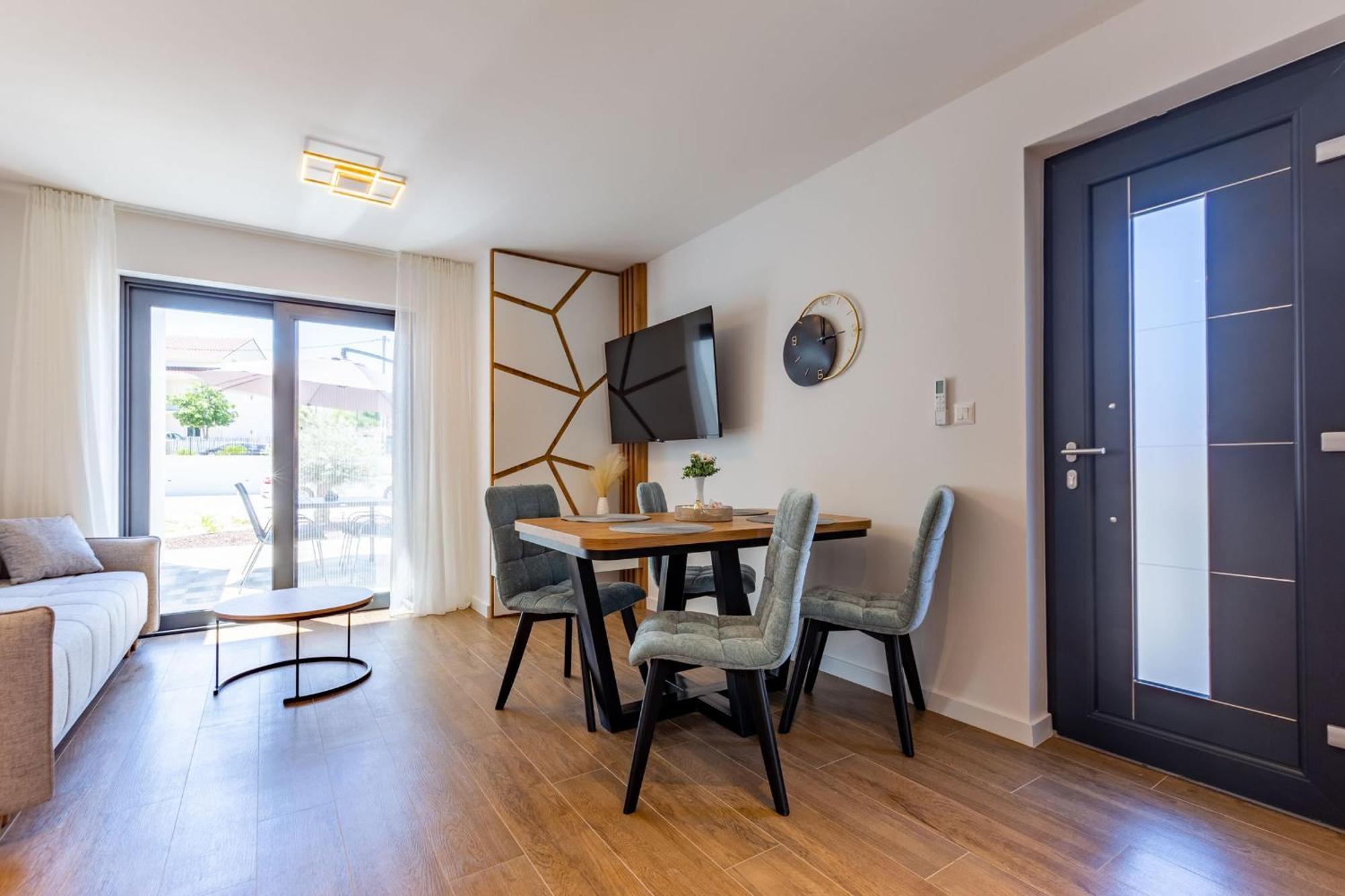Casa Mia Apartments With Parking Задар Стая снимка