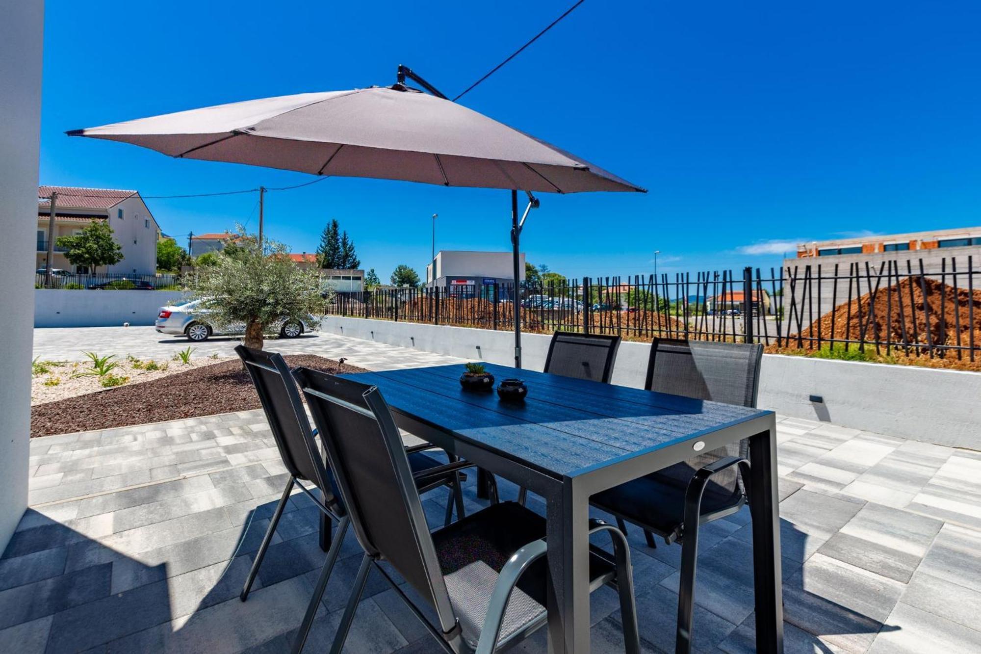 Casa Mia Apartments With Parking Задар Стая снимка
