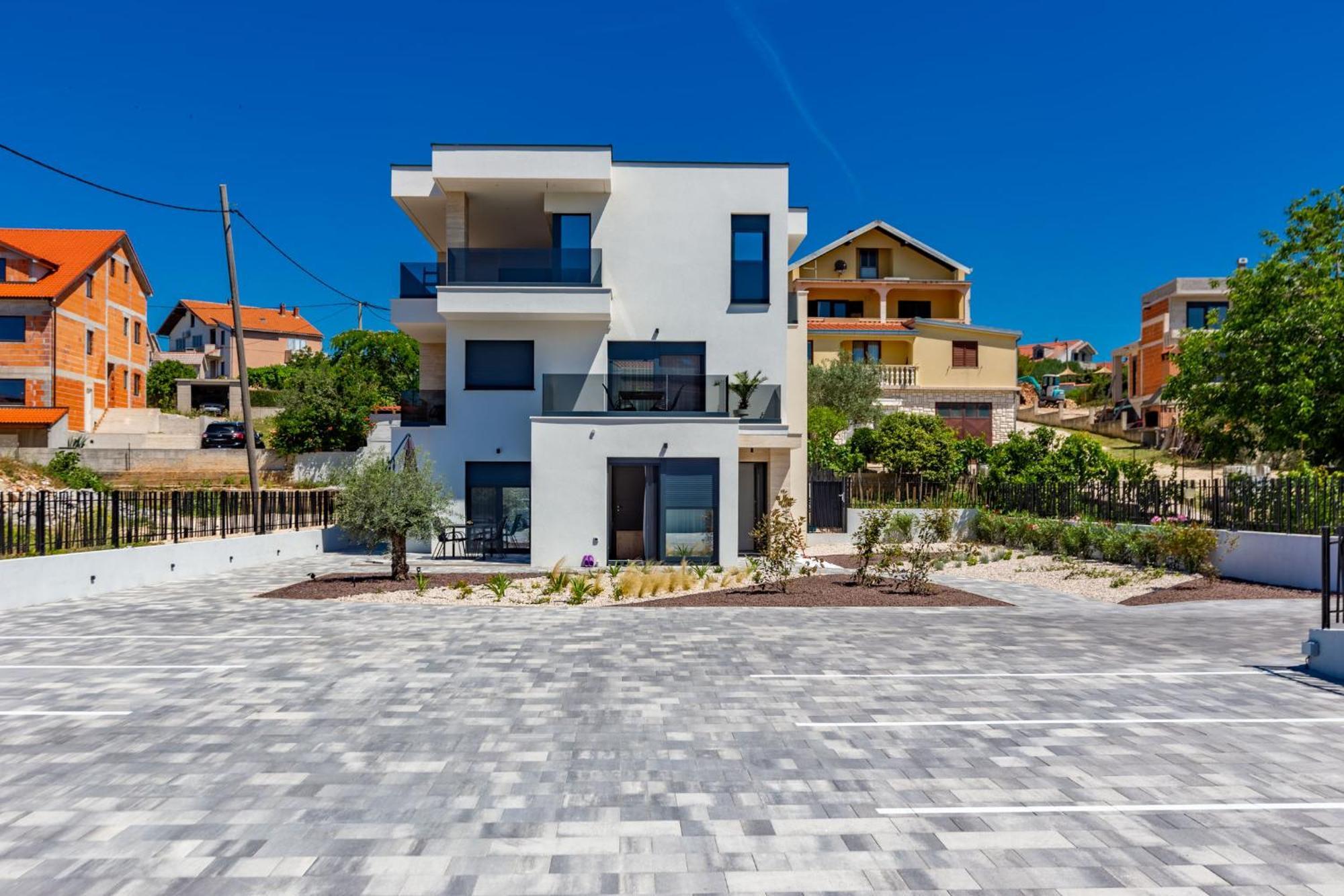 Casa Mia Apartments With Parking Задар Екстериор снимка