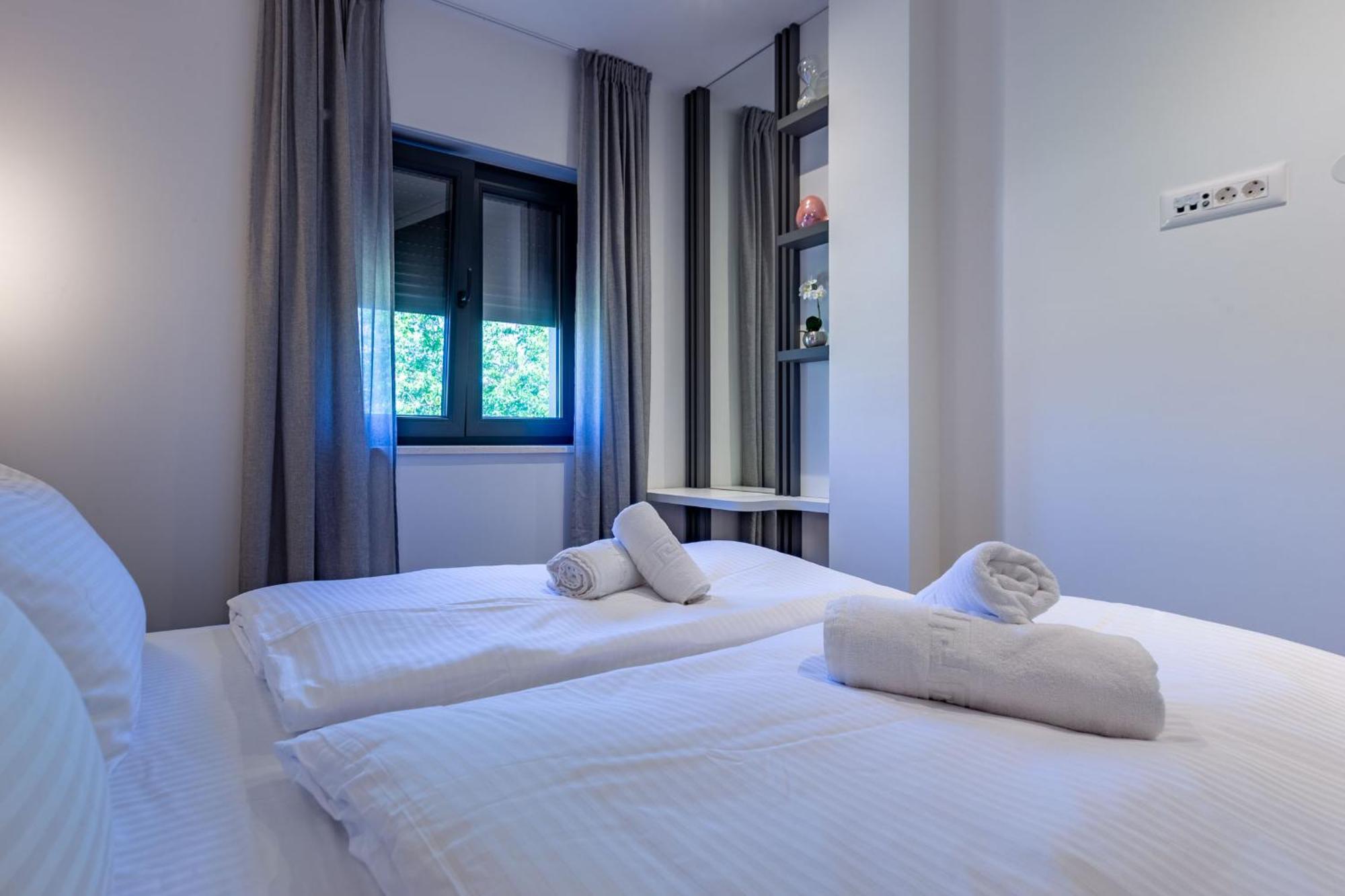 Casa Mia Apartments With Parking Задар Екстериор снимка
