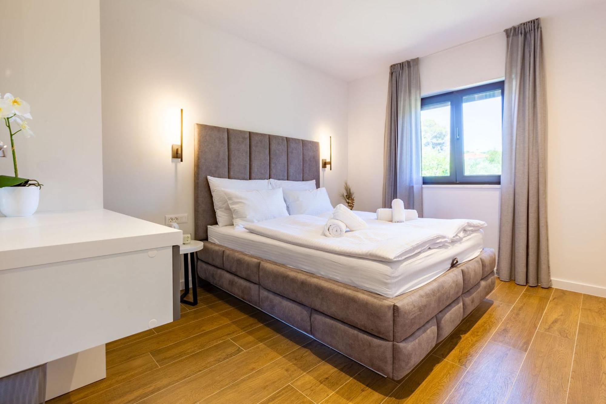 Casa Mia Apartments With Parking Задар Екстериор снимка