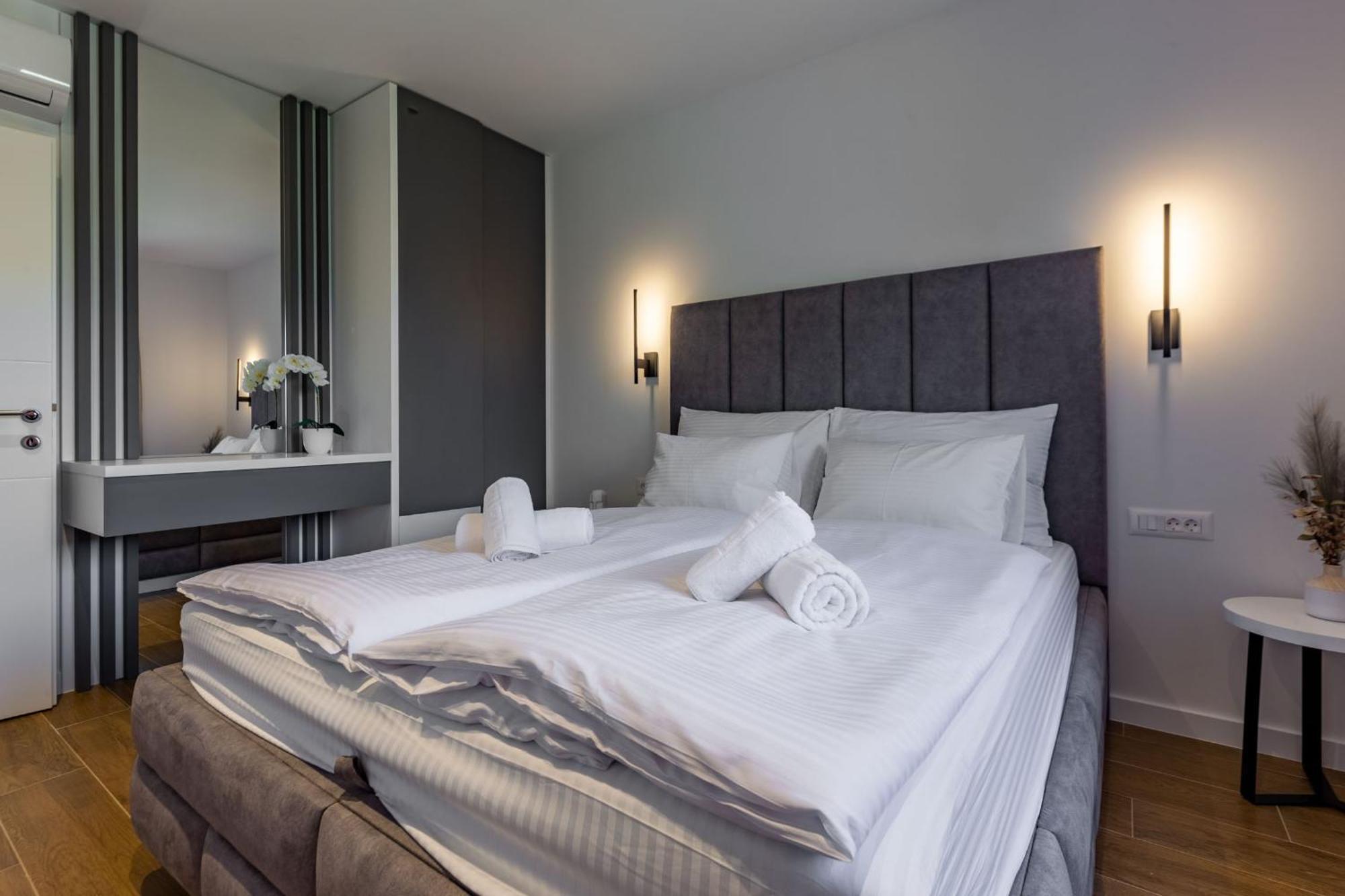 Casa Mia Apartments With Parking Задар Екстериор снимка